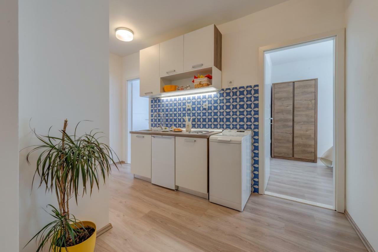 Chris'S Condo Split Eksteriør bilde